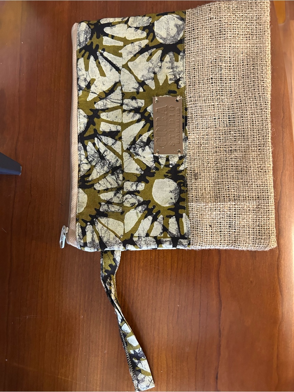 GiGi New York Olive & Natural Burlap Zip Wristlet